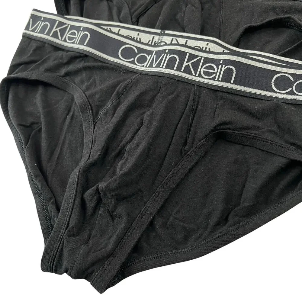 Calvin Klein Black Brief Underwear men's size Medium White spell out 2 pk